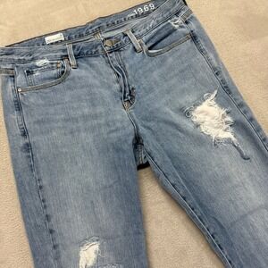 GAP 1969 Jeans Womens 31 Sexy Boyfriend Jeans Distressed Light Wash Myrtle Denim
